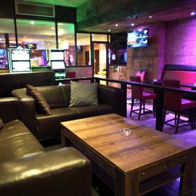 Jumanji-Lounge-Bar-Sofaecke